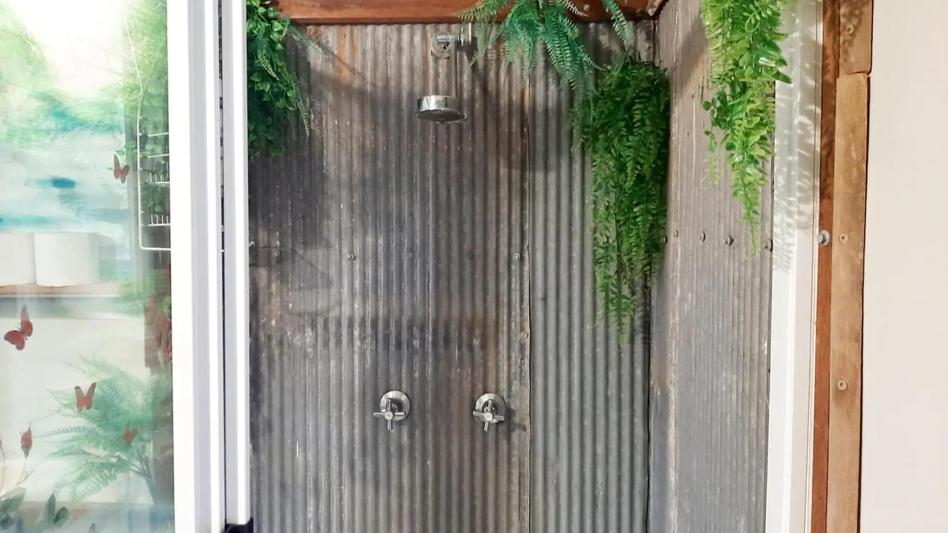 Rosewood Cottage -Entire 2 Bedroom Home With Netflix & Wifi Tambo 0*,