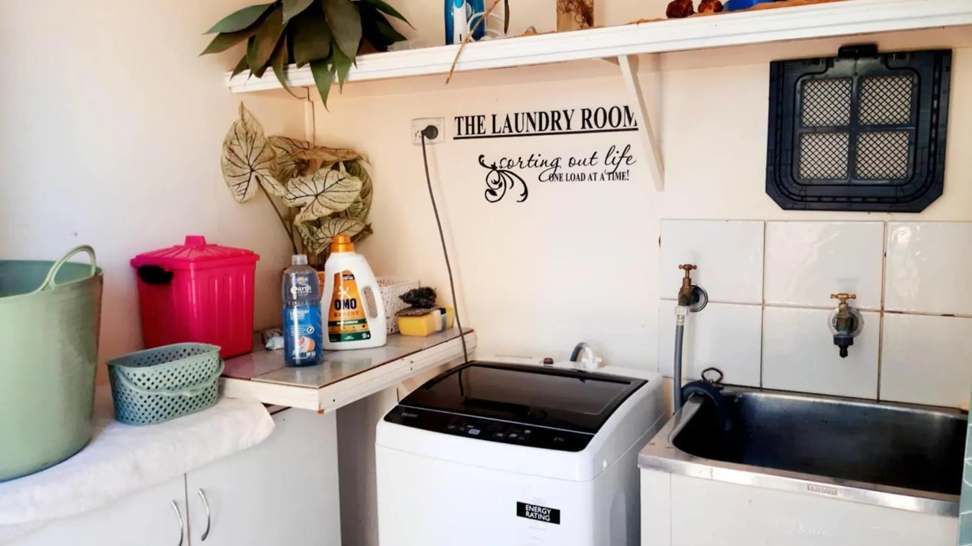 Rosewood Cottage -Entire 2 Bedroom Home With Netflix & Wifi Tambo 別荘