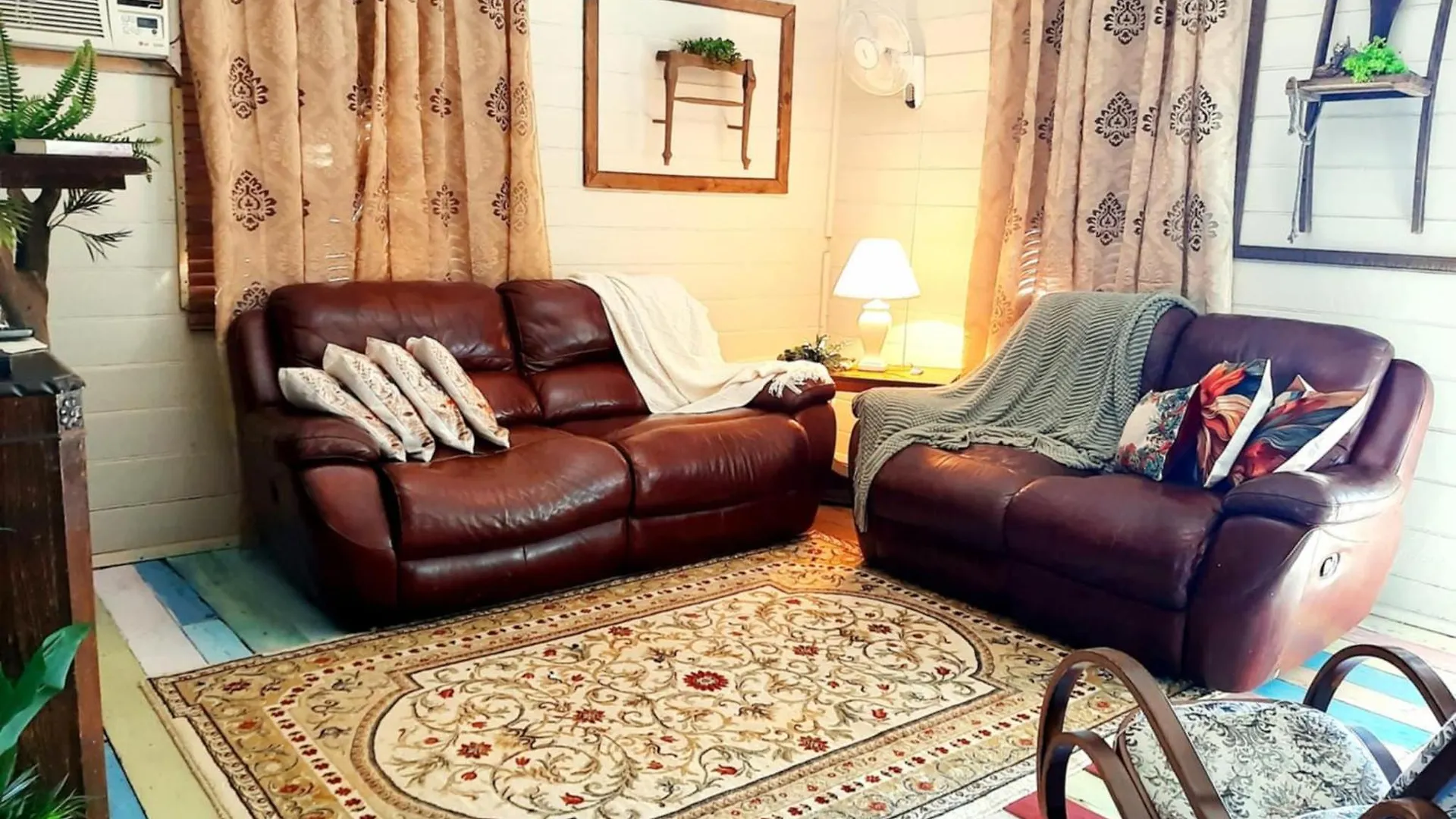 Rosewood Cottage -Entire 2 Bedroom Home With Netflix & Wifi Тамбо 0*,