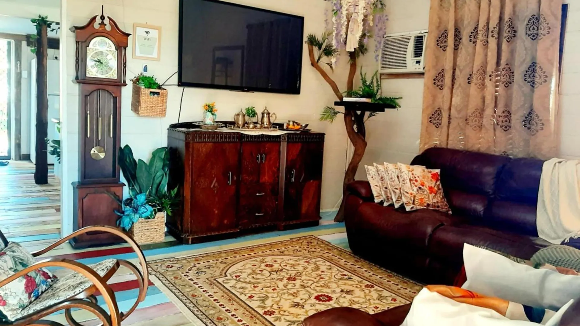 Rosewood Cottage -Entire 2 Bedroom Home With Netflix & Wifi Тамбо Австралия
