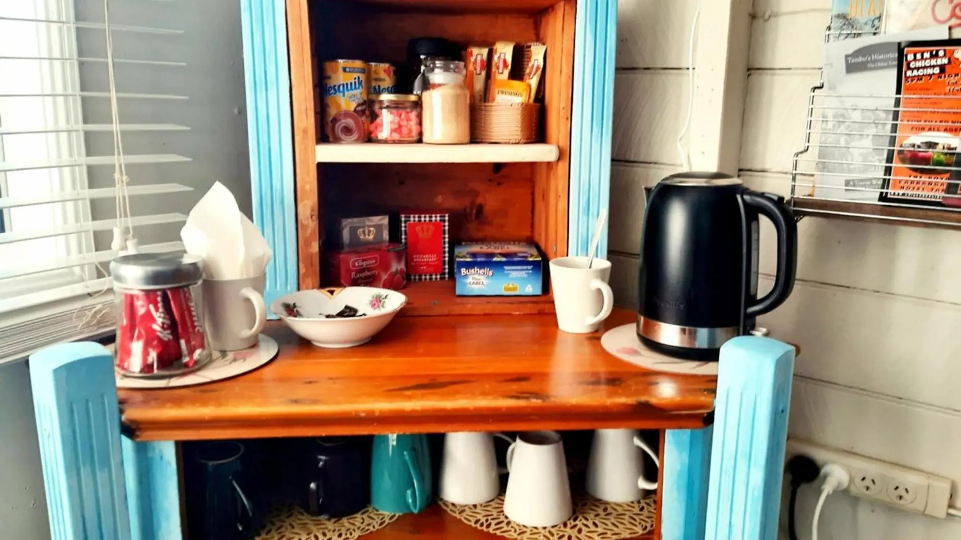 Дом отдыха Rosewood Cottage -Entire 2 Bedroom Home With Netflix & Wifi Тамбо